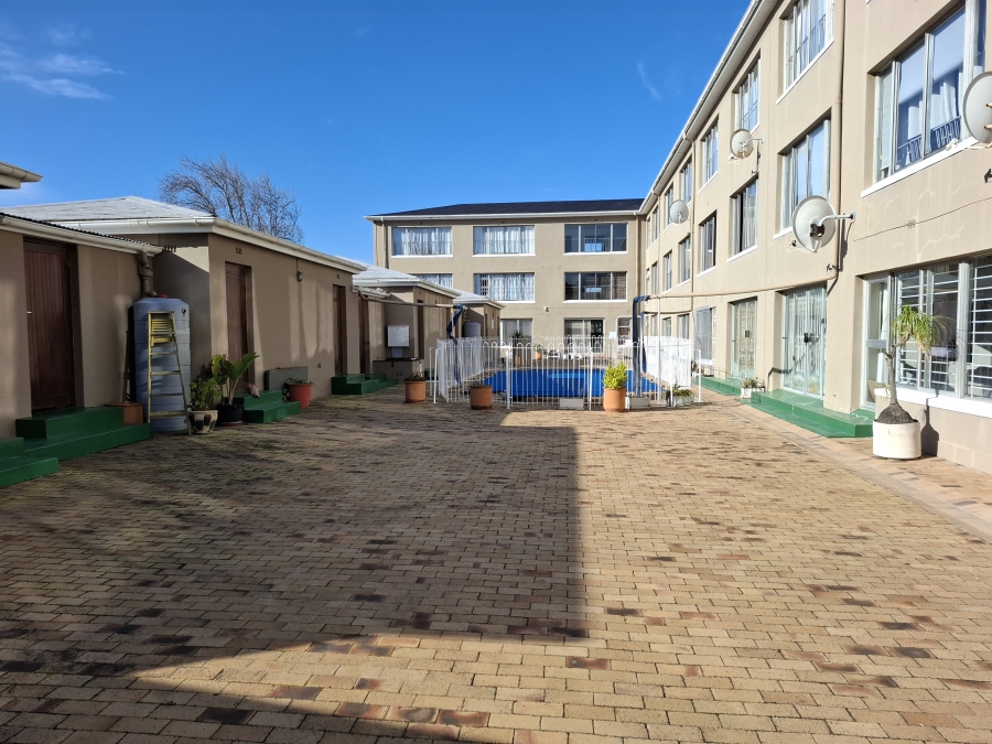 To Let 2 Bedroom Property for Rent in Diep River Western Cape